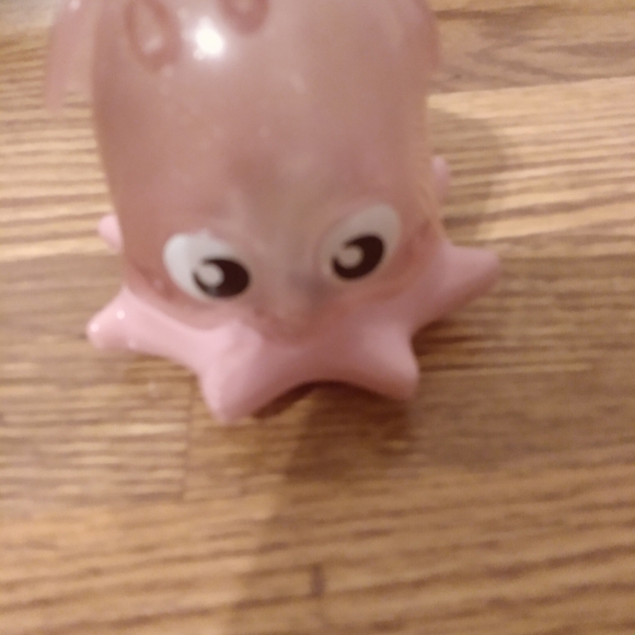 Finding Nemo McDonald's Pink octopus toy figure - Picture 4 of 5